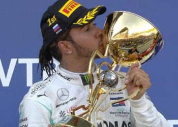 Hamilton races to eighth Hungarian Grand Prix victory