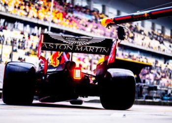 Racing Point F1 team renamed Aston Martin from 2021