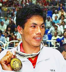 SpiceJet to provide air ambulance for ailing Indian boxer Dingko