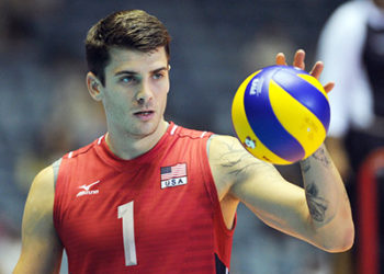 US spiker Anderson says he won't quit volleyball for beach