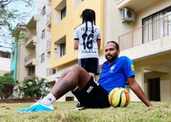 Vasco coach Micky plays drums amid Covid-19 lockdown