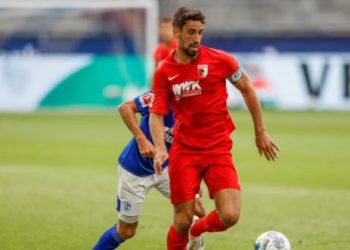 Augsburg beat Schalke, move seven points clear of relegation play-off