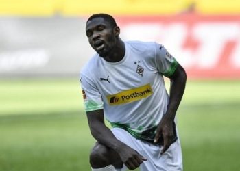 Thuram scores, then  takes a knee to protest black man murder in US