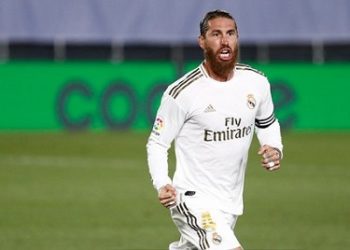 Ramos free-kick helps Real move back above Barcelona