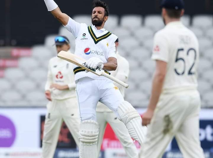 Masood’s 156 helps Pakistan put England in a spot