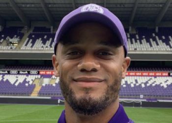 Kompany retires to take up coach job at  Anderlecht