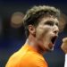 US Open: Carreno Busta beats Shapovalov to advance into semis