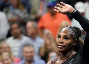 US Open: Serena fights back to dump Sloane in third round