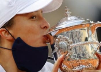 Swiatek becomes youngest women French Open champion since 1992