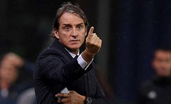 Italy coach Mancini tests Covid-19 positive