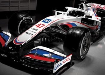 Formula 1: Haas launches race car for new season