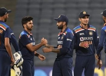 Dhawan smashes 98 as India thrash England by 66 runs