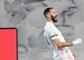 Benzema, Kroos shine as Real Madrid beat Barcelona to go top