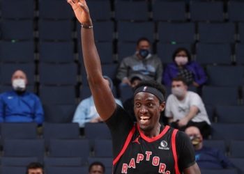 NBA: Siakam shines as Raptors beat Warriors