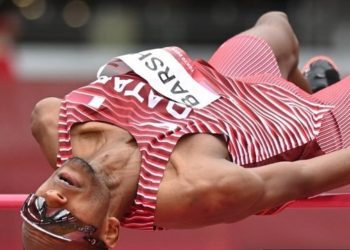 Qatar’s star high jumper Mutaz qualifies for high jump final