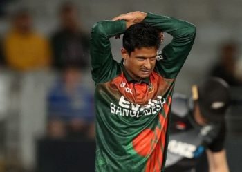 Nasum spins Bangladesh to four-wicket T20 win over Australia
