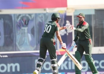 Shakib guides Bangladesh to Super 12 berth