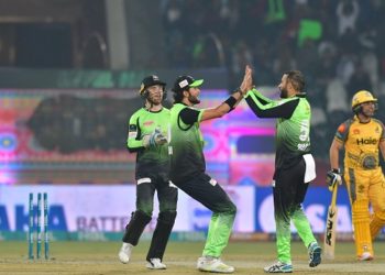 Qalandars retain second spot despite Super Over loss to Zalmi