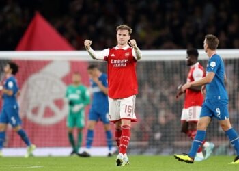 Europa League: Arsenal qualifies for knockout stage
