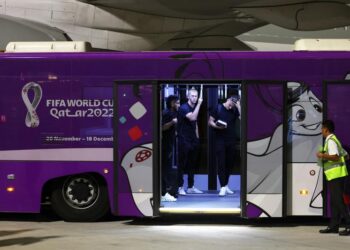 US team arrives as excitement begins