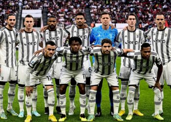 Shares of Juventus club slumps