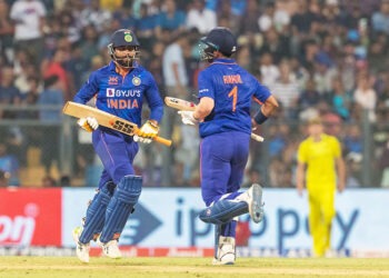 Rahul, Jadeja guides India to five wickets win over Australia in first ODI