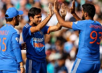 India beat Ireland by 33 runs to win T20 series