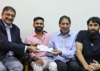 PCB restores former star bowler Nawaz’s pension