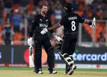 Conway and Ravindra score centuries on WC debut as New Zealand thrash England by 9 wickets