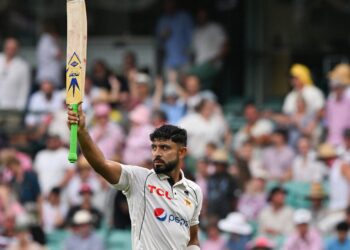 Pakistan’s Jamal defies Aussie attack in Sydney Test