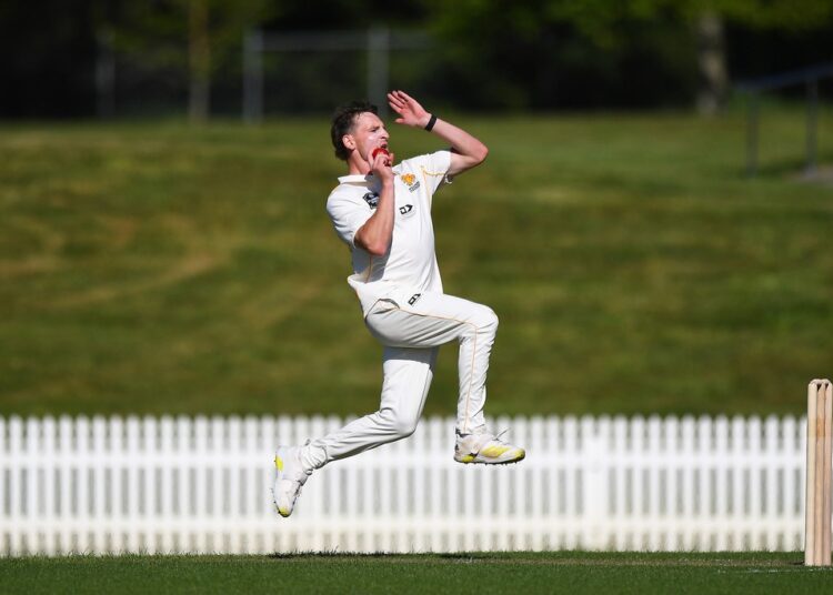 Uncapped Smith earns New Zealand contract