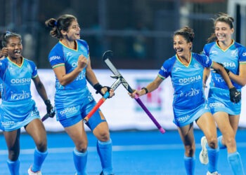 India shine in FIH Pro League; women edge Netherlands, men defeat England
