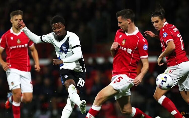 Wrexham and Birmingham Share Spoils in Hollywood Derby