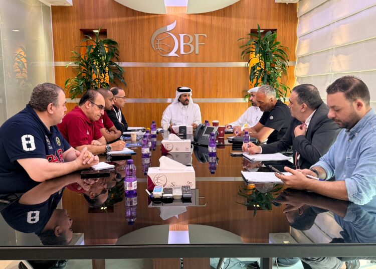 Qatar National Teams Director Meets with Senior Team Management Ahead of Crucial World Cup Qualifiers