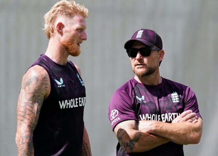McCullum urges England fans to keep believing after painful Ashes opener