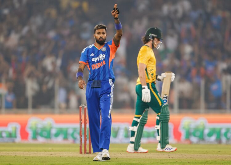 Pandya, Varma stars as India beat South Africa by 30 runs to win T20 series
