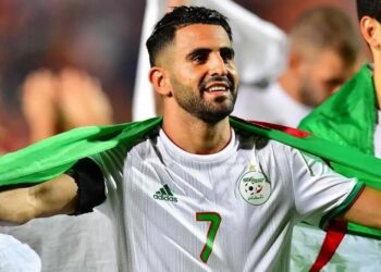 Mahrez brace fires Algeria to emphatic win