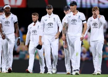 Australia great slams England for debacle in Ashes, calls It “Catastrophic Breakdown”