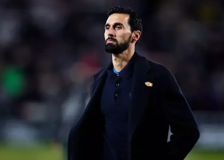 Arbeloa calls on fans to stand by Real Madrid despite recent setbacks