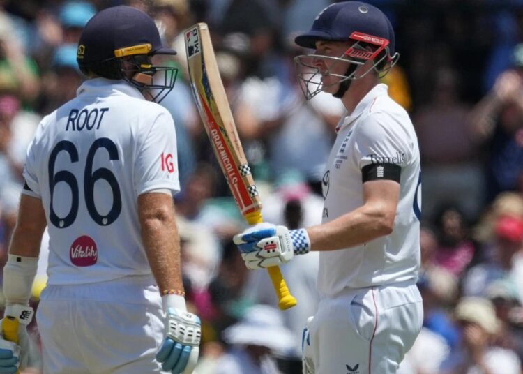 Root and Brook steady England as rain ends day one early in Sydney