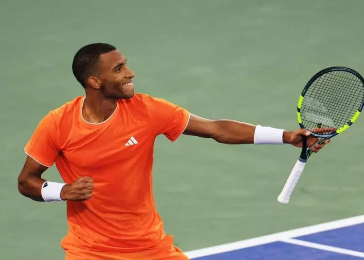 Auger-Aliassime sets up Medvedev clash in Dubai semis