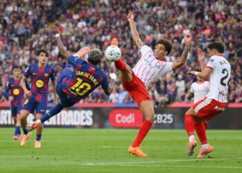 Barcelona miss chance to regain lead after 2-1 loss at Girona