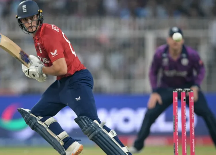 England beat Scotland by five wickets to boost Super Eights hopes