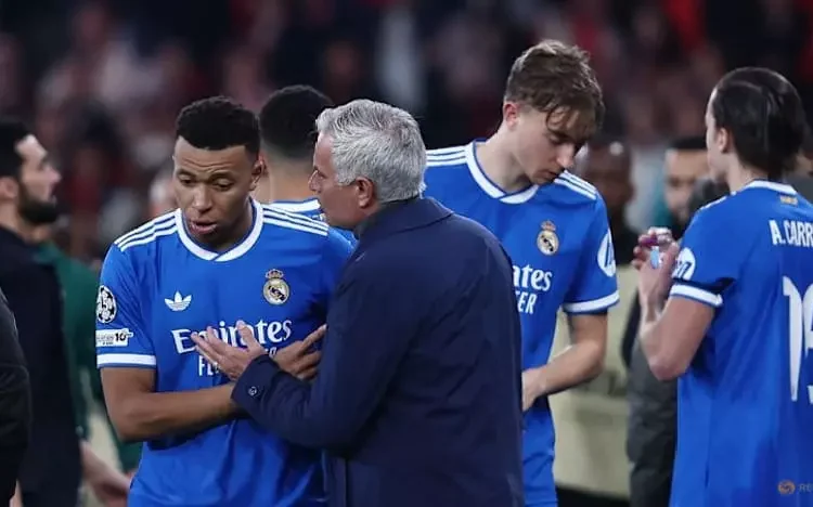 Mbappe urges ban for Prestianni after alleged racist slur at Vinicius