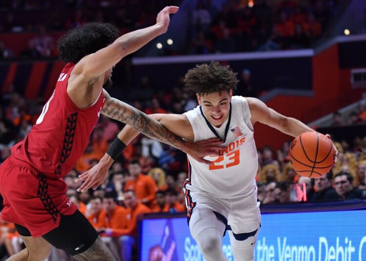 Boyd, Blackwell lift Wisconsin past No. 8 Illinois in overtime thriller