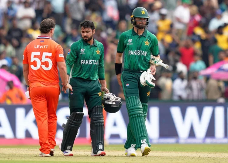 Faheem cameo rescues Pakistan after Netherlands scare at T20 World Cup