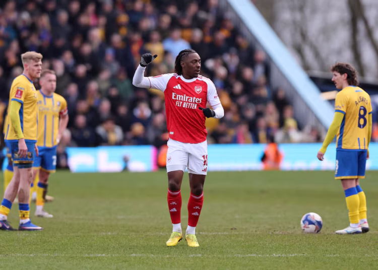 Eze strike sends Arsenal past Mansfield into FA Cup quarters