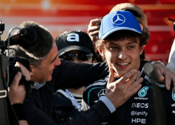 Mercedes’ Antonelli blasts to Chinese GP pole, youngest in F1 history
