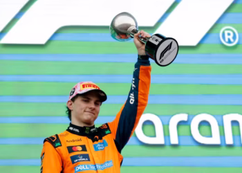 Piastri Eyes Comeback as F1 Break Offers McLaren Opportunity
