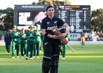 Kerr’s unbeaten 179 powers New Zealand to record ODI chase
